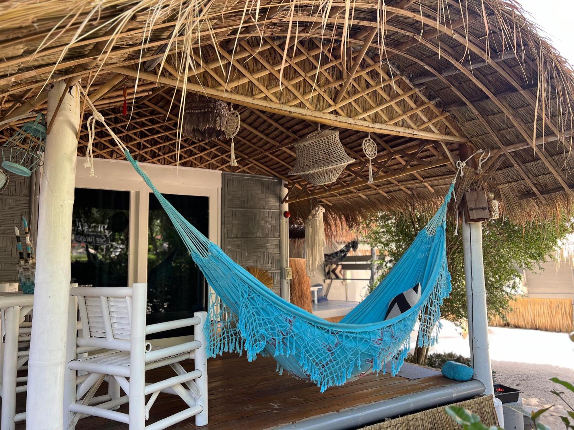 Sea Love Beach Bar & Bungalows Baan Tai Exterior photo